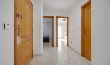 Resale - Apartment / flat - Torrevieja - Costa Blanca