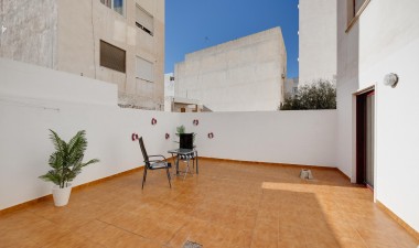 Resale - Apartment / flat - Torrevieja - Costa Blanca