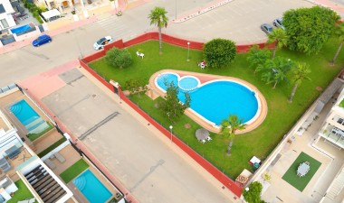 Resale - Apartment / flat - Orihuela Costa - PAU 26