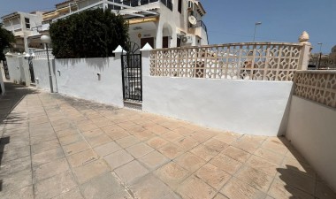 Resale - Bungalow - Torrevieja - Torreblanca