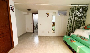 Resale - Bungalow - Torrevieja - Torreblanca