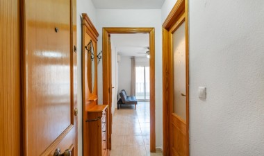 Resale - Apartment / flat - Torrevieja - Playa del Cura