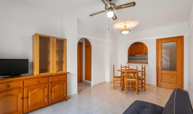 Resale - Apartment / flat - Torrevieja - Playa del Cura