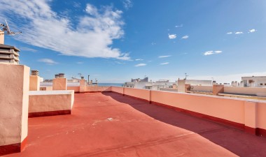 Resale - Apartment / flat - Torrevieja - Playa del Cura