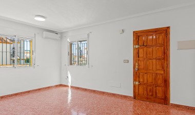 Resale - Town House - Torrevieja - Costa Blanca