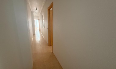 Herverkoop - Appartement / flat - Torrevieja - Centro