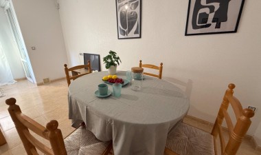 Herverkoop - Appartement / flat - Torrevieja - Centro