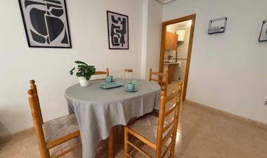 Herverkoop - Appartement / flat - Torrevieja - Centro