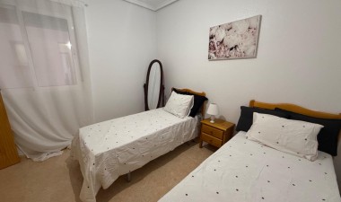 Herverkoop - Appartement / flat - Torrevieja - Centro