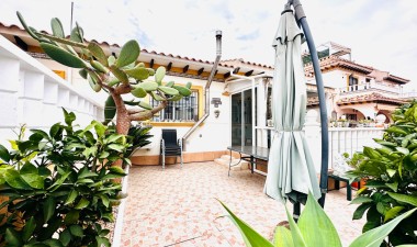 Herverkoop - Semi Detached - Orihuela Costa - Lomas de Cabo Roig