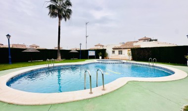 Återförsäljning - Villa - Orihuela Costa - Lomas de Cabo Roig