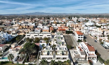 Neue Gebäude - Wohnung - Vera Playa - Las Marinas