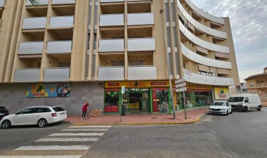 Resale - Apartment / flat - Guardamar del Segura - Pueblo