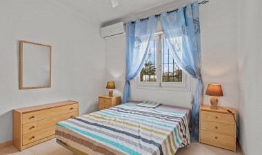 Resale - Villa - Torrevieja - La siesta