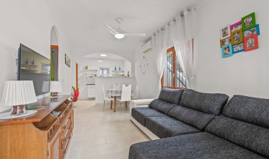 Resale - Villa - Torrevieja - La siesta