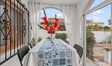 Resale - Villa - Torrevieja - La siesta