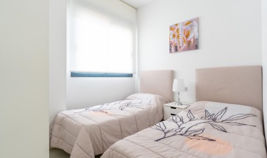 Resale - Apartment / flat - Torrevieja - Estacion De Autobuses