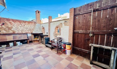 Resale - House - Torrevieja - Las calas