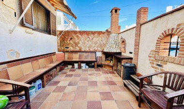 Resale - House - Torrevieja - Las calas