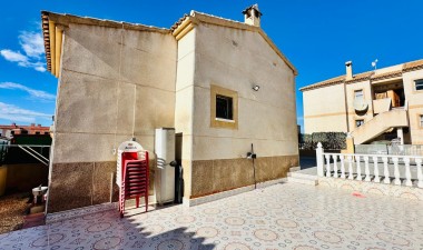 Resale - Villa - Orihuela Costa