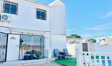 Resale - House - Torrevieja - Los Balcones - Los Altos del Edén