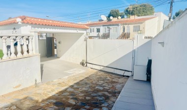 Resale - House - Torrevieja - Los Balcones - Los Altos del Edén