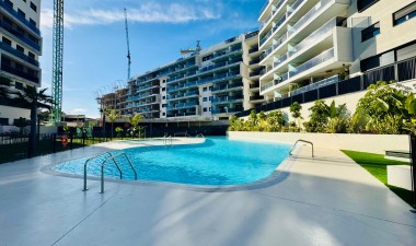 Resale - Apartment / flat - Campoamor - Costa Blanca