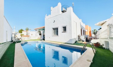 Resale - Villa - San Miguel de Salinas - Blue Lagoon - El Galan