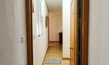 Resale - Apartment / flat - Torrevieja - torrevieja