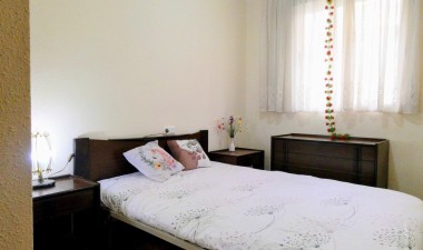 Resale - Apartment / flat - Torrevieja - torrevieja