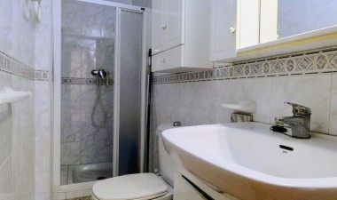 Resale - Apartment / flat - Torrevieja - torrevieja