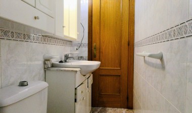 Resale - Apartment / flat - Torrevieja - torrevieja