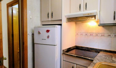 Resale - Apartment / flat - Torrevieja - torrevieja