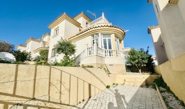 Resale - Villa - Orihuela Costa - Costa Blanca