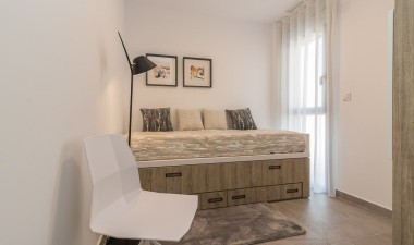 Nowy budynek - Bungalow - Torrevieja - Los balcones