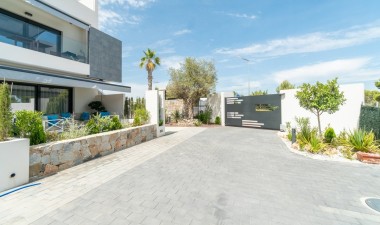 Nowy budynek - Bungalow - Torrevieja - Los balcones