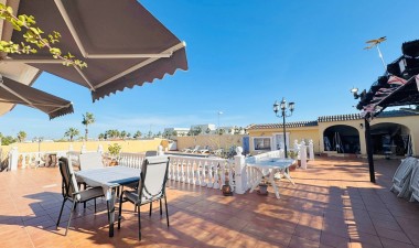 Resale - Villa - Torrevieja - Los Balcones - Los Altos del Edén