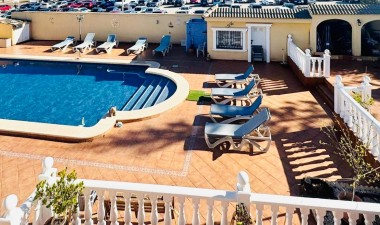 Resale - Villa - Torrevieja - Los Balcones - Los Altos del Edén