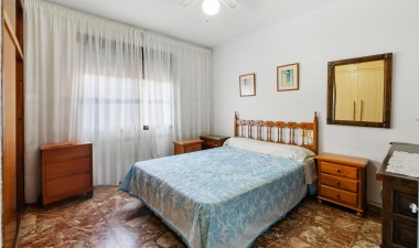 Resale - Apartment / flat - Torrevieja - Acequion