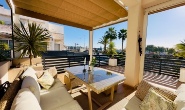 Resale - House - Torrevieja - Aguas nuevas 1