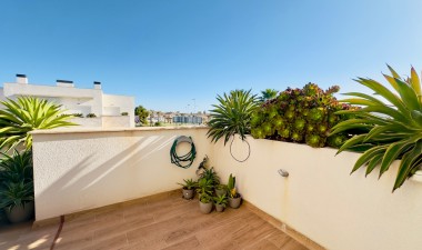 Resale - House - Torrevieja - Aguas nuevas 1