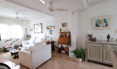 Resale - Villa - Orihuela Costa - Costa Blanca