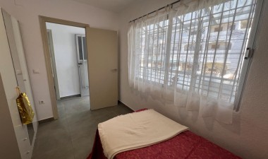 Herverkoop - Bungalow - Torrevieja - Calas Blanca