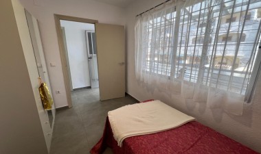 Herverkoop - Bungalow - Torrevieja - Calas Blanca