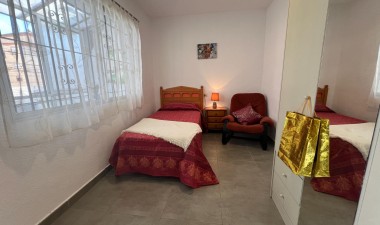 Herverkoop - Bungalow - Torrevieja - Calas Blanca