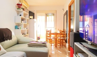 Reventa - Apartamento / piso - Torrevieja - Centro