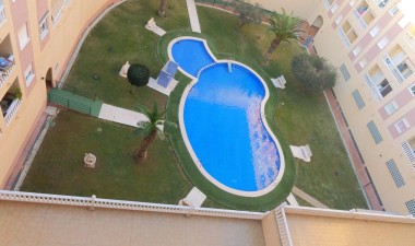 Reventa - Apartamento / piso - Torrevieja - Centro