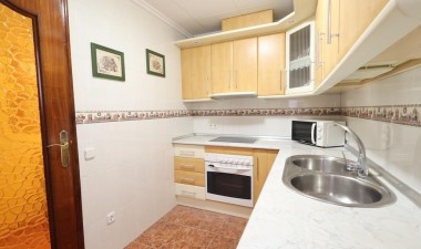 Resale - Apartment / flat - Torrevieja - Costa Blanca