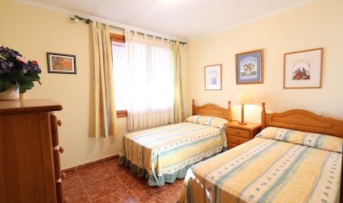 Resale - Apartment / flat - Torrevieja - Costa Blanca