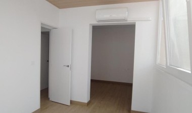 Resale - Duplex - Orihuela Costa - La Zenia